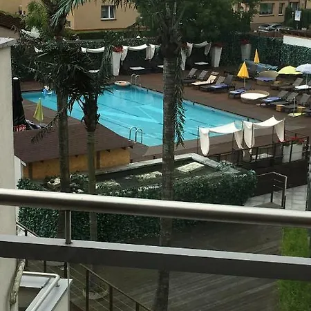 Apartament De Lux Velaves Apartment