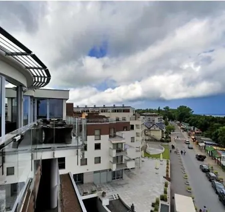 Apartament De Lux Velaves Apartment